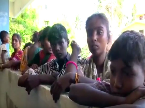 17 people rescue near Panruti 17 people rescue near Panruti