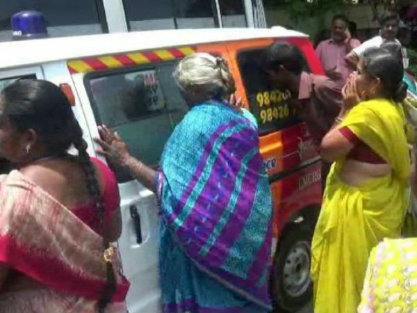 7 years old girl dead with injuries in body at erode 7 years old girl dead with injuries in body at erode
