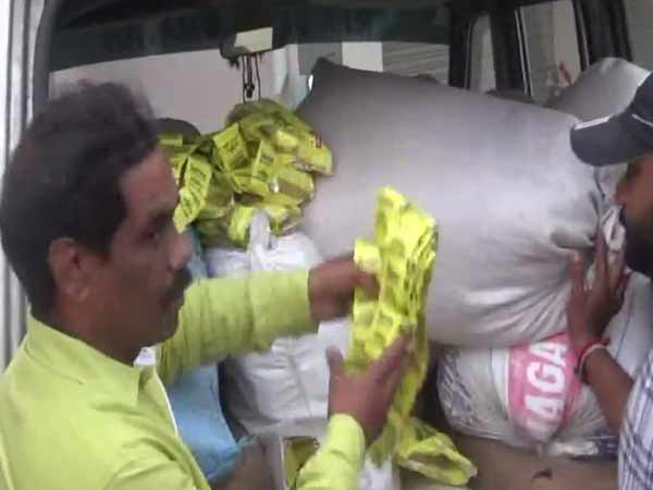5 Bundle Gudkha seized in Vellore 5 Bundle Gudkha seized in Vellore