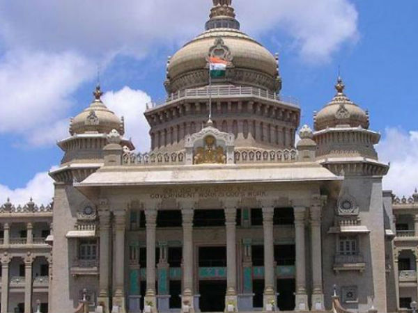 நாளை நம்பிக்கை வாக்கெடுப்பு