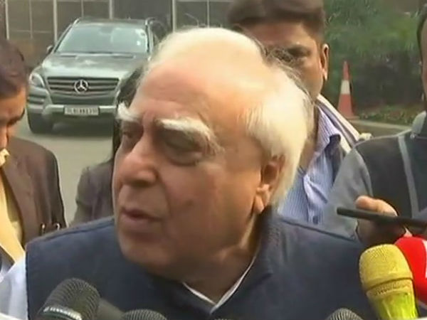 Kapil Sibal appeared in SC for Karnataka amidst his promise against CJI Kapil Sibal appeared in SC for Karnataka amidst his promise against CJI