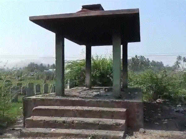 Krishnagiri people demand burial ground Krishnagiri people demand burial ground
