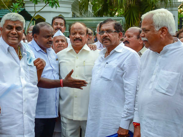 Congress, BJP, JDS legislative meet begins in Bengaluru Congress, BJP, JDS legislative meet begins in Bengaluru