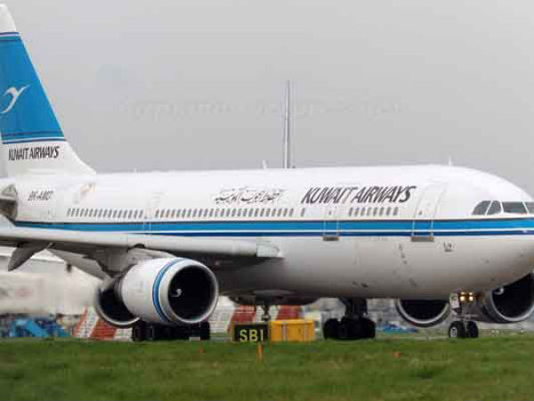 A bizarre problem in Airlines makes it land urgently in Chennai A bizarre problem in Airlines makes it land urgently in Chennai