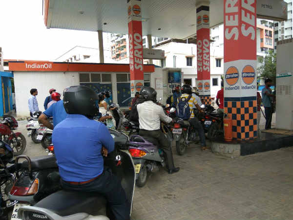 Karnataka Election: Indian Oil offers Rs.1 discount per litre to increase voting in Belagavi Karnataka Election: Indian Oil offers Rs.1 discount per litre to increase voting in Belagavi