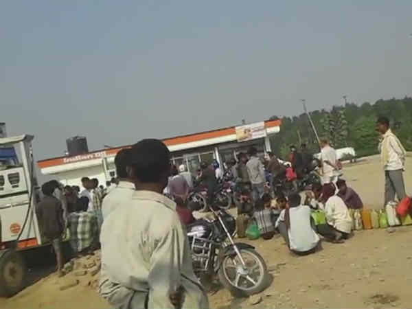 Fuel sumggling from Nepal into India Fuel sumggling from Nepal into India