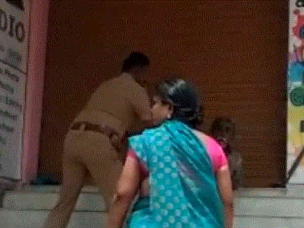 கேள்வி மேல் கேள்வி