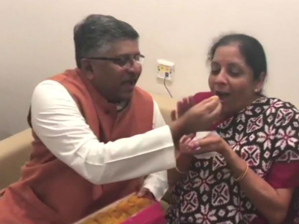 Union Ministers in Delhi Party office celebrate their party leading Union Ministers in Delhi Party office celebrate their party leading