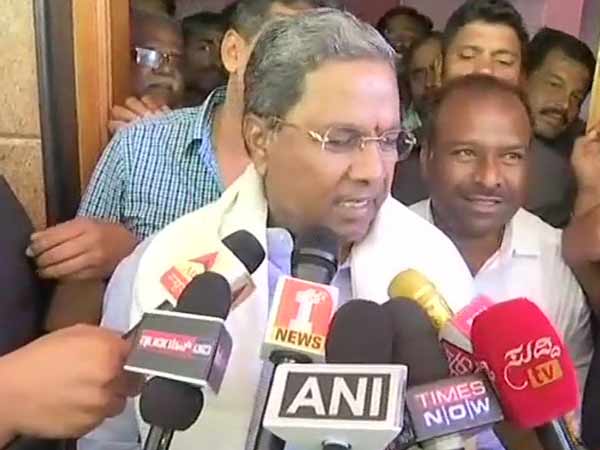 Siddaramaiah says that Yediyurappa has some mental problems Siddaramaiah says that Yediyurappa has some mental problems