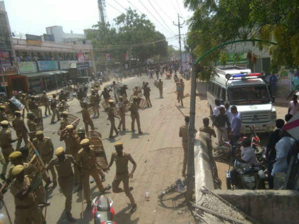 20 policemen injured in sterlite riots 20 policemen injured in sterlite riots