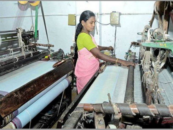 உதவி இயக்குனரிடம் மனு