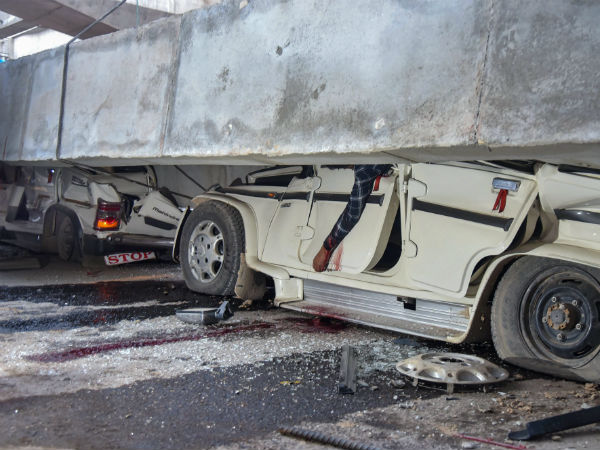 A Flyover collapses in Varanasi- 12 people died A Flyover collapses in Varanasi- 12 people died