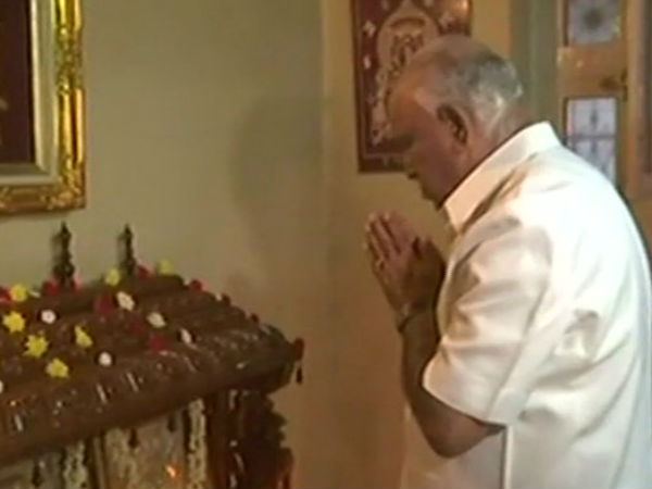 வரிசையாக பூஜைகள்