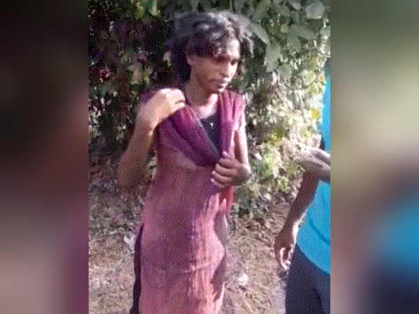 A north indian youth is in lady getup to abduct the child? A north indian youth is in lady getup to abduct the child?
