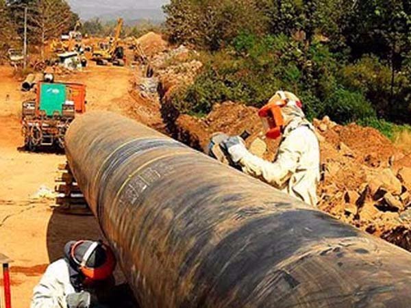 மக்களை ஏமாற்றும் அரசுகள்