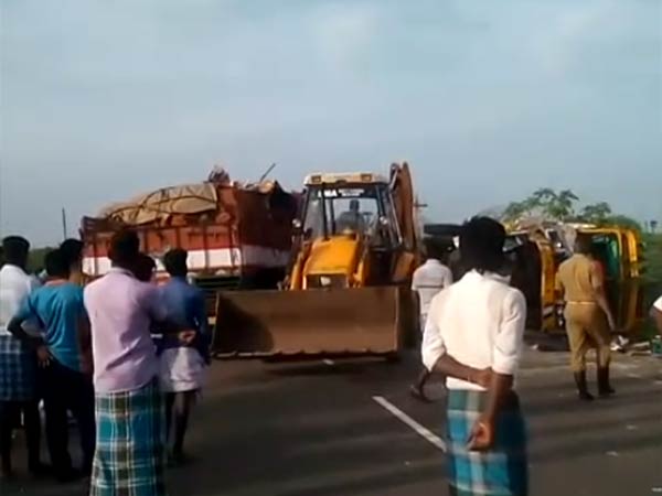 3 lorries collision near Viralimalai-3 people died 3 lorries collision near Viralimalai-3 people died