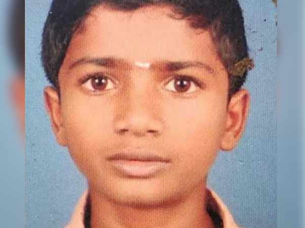 கொன்றனர்