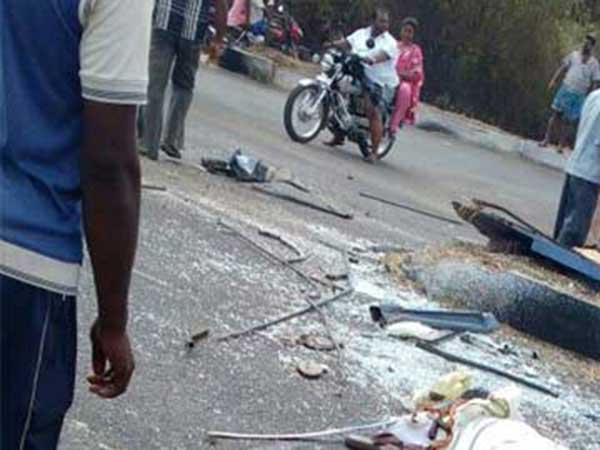 3 dead in road accident near Vilupuram 3 dead in road accident near Vilupuram