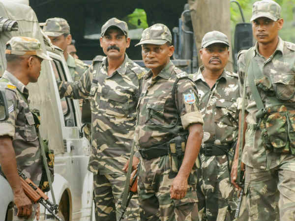 National Security force reaches Kashmir amidst blow in government National Security force reaches Kashmir amidst blow in government