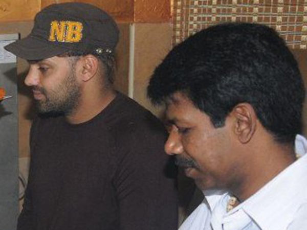 Ambasamudram court issued warrant against Actor Arya, director Bala Ambasamudram court issued warrant against Actor Arya, director Bala