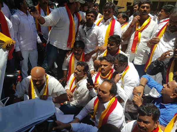 Pro- Kannada groups demolished the office of Kaala distributor in Karnataka Pro- Kannada groups demolished the office of Kaala distributor in Karnataka