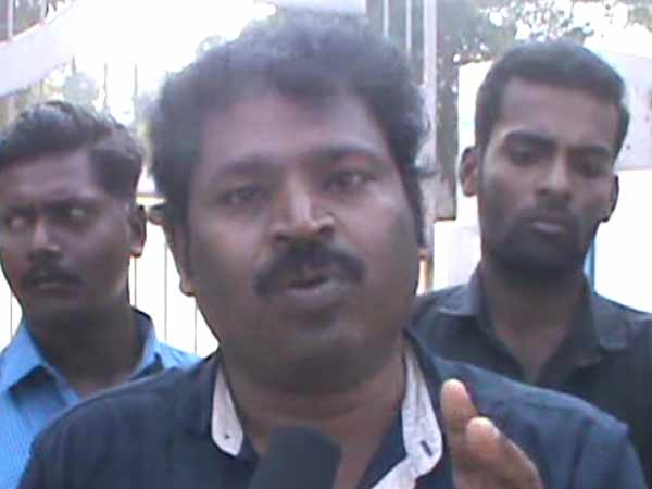 Director Gowthaman protest in Chennai against Crude oil pipeline imprinting work Director Gowthaman protest in Chennai against Crude oil pipeline imprinting work