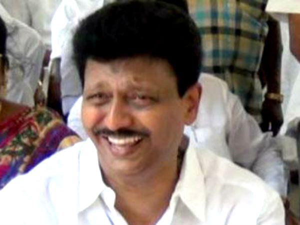 ஆதரவை சோதித்தார்