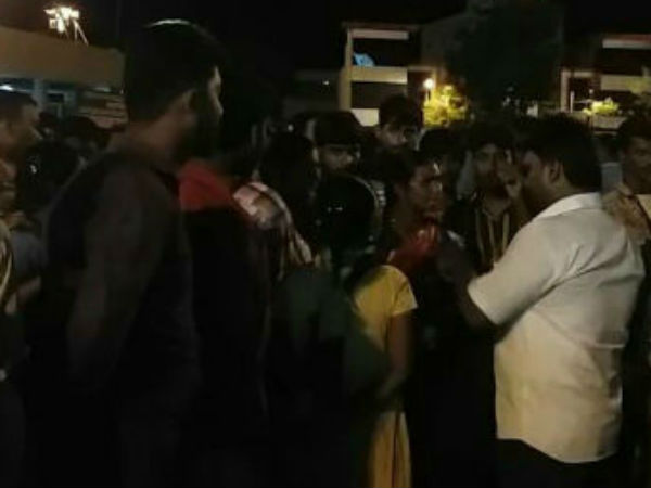 டிரைவருடன் வாக்குவாதம்