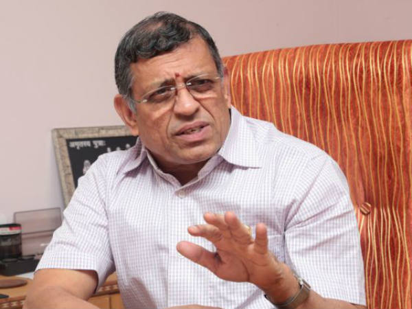 Arumugasamy commission summoned to Tugluk editor Gurumurthy Arumugasamy commission summoned to Tugluk editor Gurumurthy