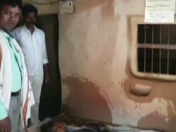 Jharkhand woman dies of starvation Jharkhand woman dies of starvation