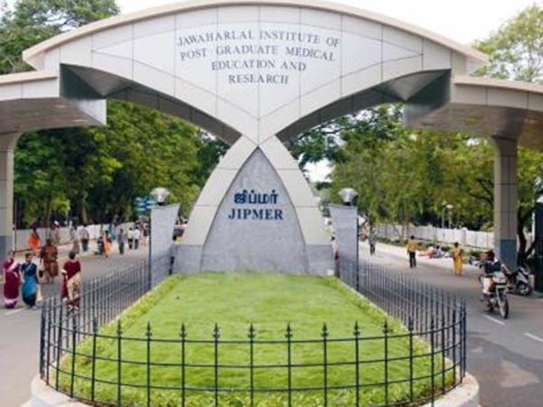 Fire at Jipmer hospital in puducherry Fire at Jipmer hospital in puducherry