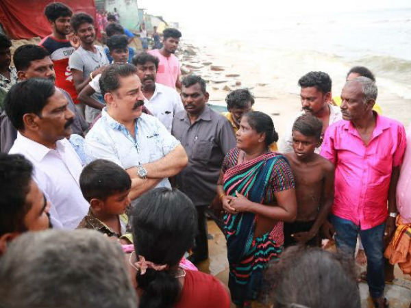 Kamal meets Pattinapakkam fishing families after got a complaint in Whistle App Kamal meets Pattinapakkam fishing families after got a complaint in Whistle App