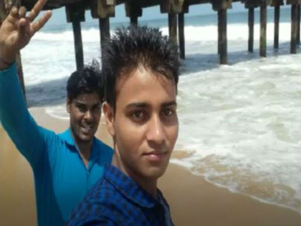North India youngster gone Kanyakumari ocean when he try to take selfie on rock North India youngster gone Kanyakumari ocean when he try to take selfie on rock