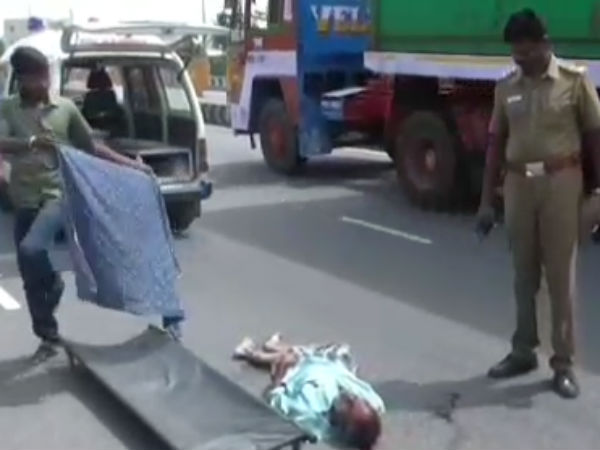 A luxury car kills the old man in Krishnagiri A luxury car kills the old man in Krishnagiri