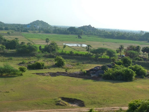 கதறி அழுத பெண்கள்