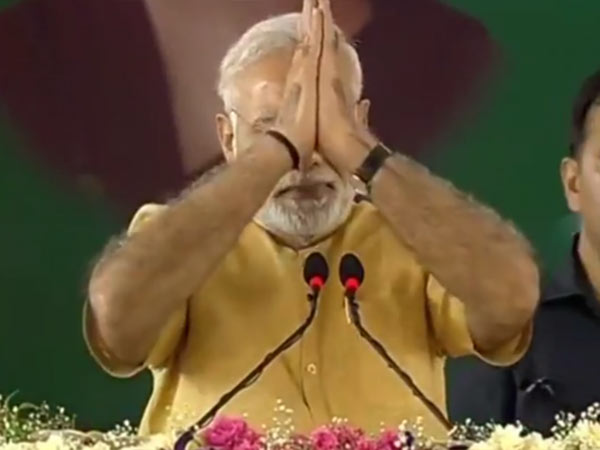 சமாஜ்வாடி, பகுஜன் மீது தாக்குதல்