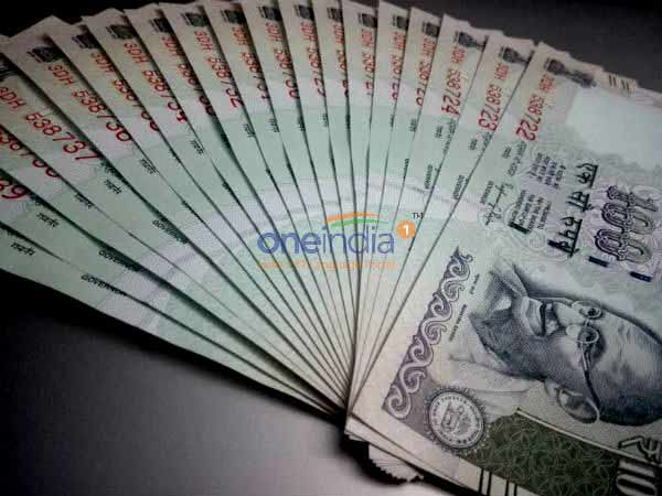 Preparation of counterfeit notes by Color Xerox in Thirupatur Preparation of counterfeit notes by Color Xerox in Thirupatur