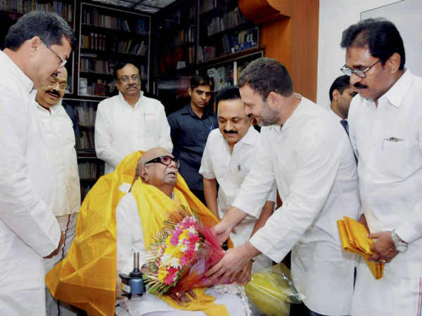 Rahul Gandhi wishes DMK Leader M.Karunanidhi for his 95th birthday Rahul Gandhi wishes DMK Leader M.Karunanidhi for his 95th birthday