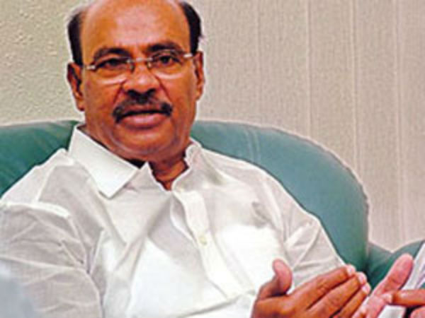 ராஜராஜன் உலகமாதேவி சிலை