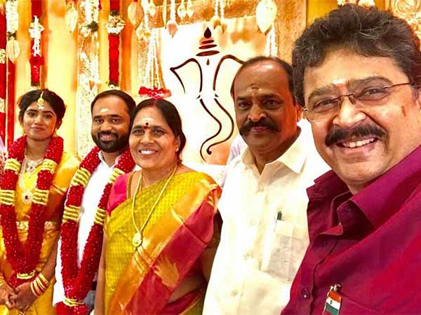 SVe Shekher participation Minister kadambur raju family function SVe Shekher participation Minister kadambur raju family function