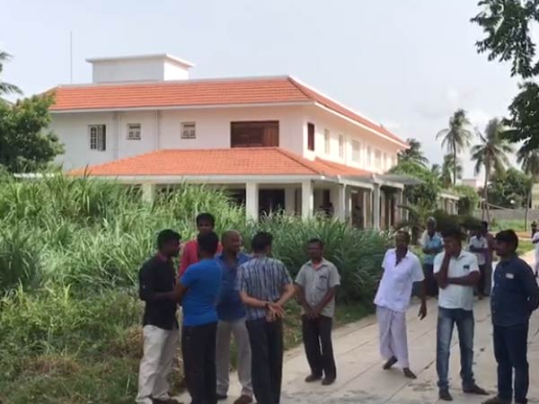 போலீசார் விசாரணை