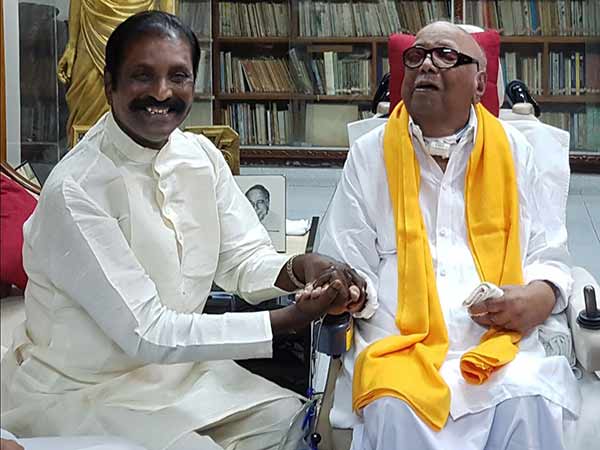 Vairamuthu birthday wishes for Karunanidhi Vairamuthu birthday wishes for Karunanidhi