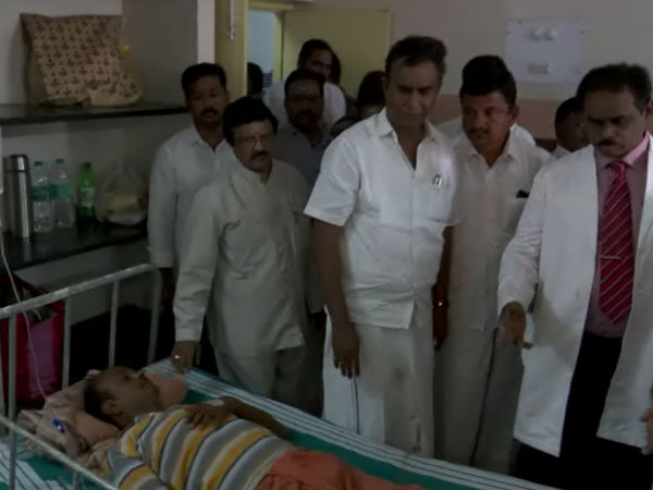 minister velumani met the injured people in the coonoor accident in kovai minister velumani met the injured people in the coonoor accident in kovai
