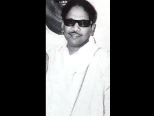 திறமை வாய்ந்த எல்லிஸ் ஆர் டங்கன்