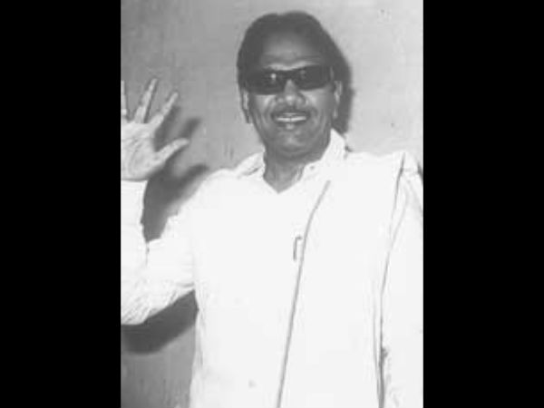 கம்யூனிஸ வேகம்