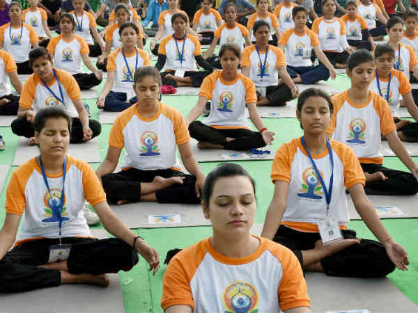 Yoga camps in Chennai metro railway stations Yoga camps in Chennai metro railway stations
