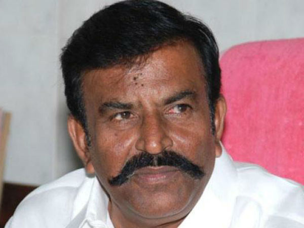 பில் கொடுக்கிறோம்