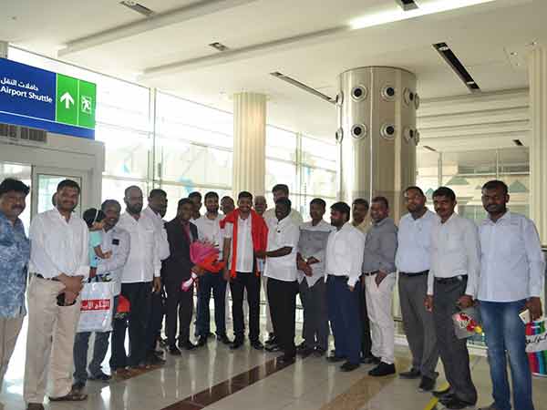 A garnd welcome for DMK MP Kanimozhi in Dubai A garnd welcome for DMK MP Kanimozhi in Dubai