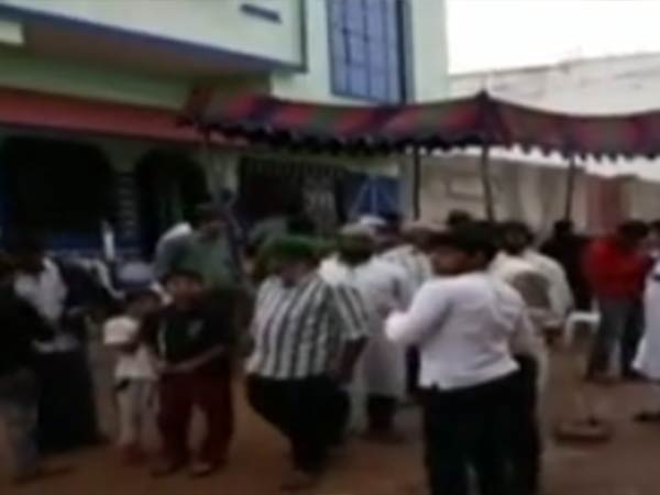 2 வயதில் மகன்
