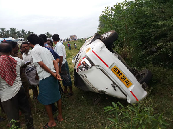 Car accident kills 1 people near Dindigul, 4 injured Car accident kills 1 people near Dindigul, 4 injured